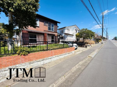 �O�ʓ��H�܂ތ��n�ʐ^ �u���̔N���ŏZ��[�����g�߂�̂��S�z�v
�u���Ȏ������Ȃ����ǏZ��[���g�߂�H�v
�Z��[���ɐ��ʂ����X�^�b�t�����q�l�̃}�C�z�[���w�����T�|�[�g�������܂���
���C�y�ɂ��⍇���������B