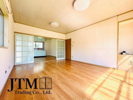 ���r���O �����ɂ݂͂�Ȃ��W���A�H���Ɗy������b���n�܂�B�b�ɖ����ɂȂ肷���āA��������Y��锼�߂��ɂȂ��Ă��܂��B����ȑ��̊Ԃ̍K�������������Ă����ꏊ�ł��肽����