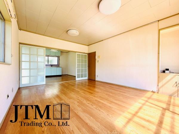 ���r���O �����ɂ݂͂�Ȃ��W���A�H���Ɗy������b���n�܂�B�b�ɖ����ɂȂ肷���āA��������Y��锼�߂��ɂȂ��Ă��܂��B����ȑ��̊Ԃ̍K�������������Ă����ꏊ�ł��肽����