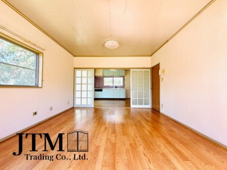 ���r���O ���r���O���L���Ƃ͂����ƁA�Ƒ����W�܂�c�R�����܂��ƂƂȂ�܂����Ƒ��̏Ί炪�z���ł���Ƃ����Ј�x������������