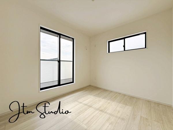 �q������ ���邢���R��������m����ǂ�ȃC���e���A�ɂ���̂��l����̂��y�����ł��ˁ��傫�ȑ�����̌����ӂ�閾�邢��ԁA���S�n�ǂ��A������芰����e���̋�Ԃł���