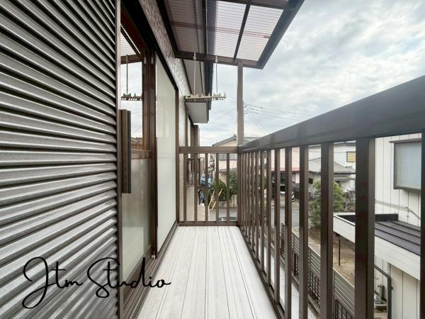 �o���R�j�[ �������������͋C�̏Z��X�ł������͂ɂ͍������������Ȃ��󂪍L���������J���������Ղ聝�z�����肪�Ղ���S�z���Ȃ��A�����ʂ��Ė��邭���K�ɉ߂����܂��B�C�����̗ǂ���������������S�n�悢�X���݂ł���