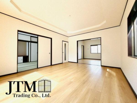 ���r���O ���r���O���L���Ƃ͂����ƁA�Ƒ����W�܂�c�R�����܂��ƂƂȂ�܂����Ƒ��̏Ί炪�z���ł���Ƃ����Ј�x������������