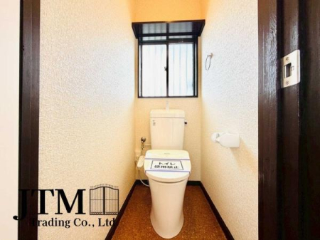 �g�C�� ��C�̊��C�Ƒ�����̌��̖��邳�ɔz�������������̂���g�C�����������̍D���ȃA���}��F���܂�u���ė���������Ԃ����o�A��l�ɂȂ���Ԃł�����A�����b�N�X�������ł��ˁ�