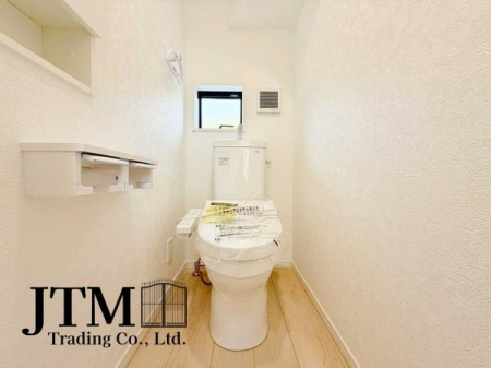 �g�C�� �y�{�H��z
����􂢂�1�K��2�K��2���������q���ɂ��ʁX�Ɏg�p�ł��܂��ˁ�Ƒ��Ńo�^�o�^�������Ȓ����֗��ł���
��������̎ʐ^�͎{�H��ɂȂ�܂��B���ۂ̎d�l�Ƃ͈قȂ�ꍇ���������܂��B
