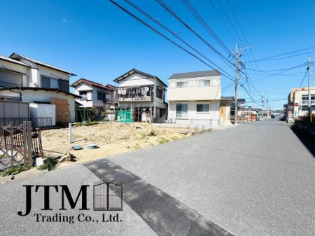 �O�ʓ��H�܂ތ��n�ʐ^ �u���̔N���ŏZ��[�����g�߂�̂��S�z�v
�u���Ȏ������Ȃ����ǏZ��[���g�߂�H�v
�Z��[���ɐ��ʂ����X�^�b�t�����q�l�̃}�C�z�[���w�����T�|�[�g�������܂���
���C�y�ɂ��⍇���������B