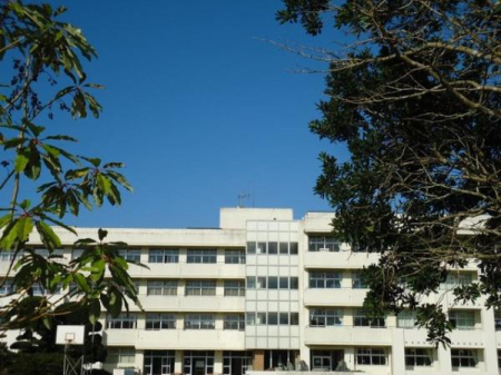 ���ӊ� �y���w�Z�z�Ό��s�����쒆�w�Z�F1367m