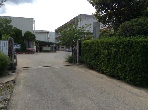 ���ӊ� �y���w�Z�z�Ό��s���܋����w�Z�F1679m