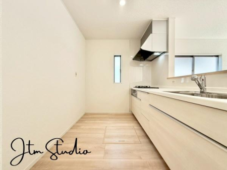 �L�b�`�� ��ƃX�y�[�X��傫���Ƃ����L�b�`�����v�w������ăL�b�`���ɗ����Ă����������₷����Ƃ肠��L���I�H��ނ���������ƕЕt�����[�͂����҂ł��܂���