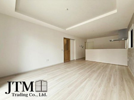 ���r���O ����̒��ő����̎��Ԃ��߂����ƂɂȂ郊�r���O�_�C�j���O�����炱���A�������₩�ȋ�Ԃł��邱�Ƃ��K�R�B�u�₩�Ȓʕ��ƍ̌��𑶕��Ɋ����鎖���o�����Ԃł���