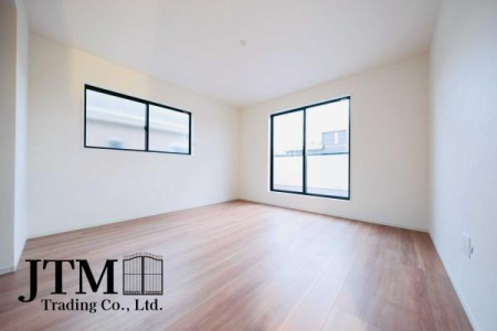 �Q�� �傫�ȑ�����̌����ӂ�閾�邢��ԁA������芰����e���̋�Ԃł���v���C�x�[�g�^�C�������D��ɉ��₩�Ɂc�B�������������͋C��a���܂���