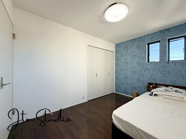 �q������ ���q�l�̐����Ƌ��Ɂu�Z�܂����v���ω����Ă����܂��B�����ɂ̓N���[�[�b�g���������A���R�x�̍����Ƌ�̔z�u�������V���v���ȋ�Ԃł���