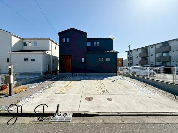 ���ԏ� �J�[�X�y�[�X����������m�ہ�Z�J���h�J�[�₨�F�B���ĂԂƂ��ɕ֗��Ȃ̂ŎԍD���̃p�p�ɂ��}�}�ɂ��������ł��ˁ�