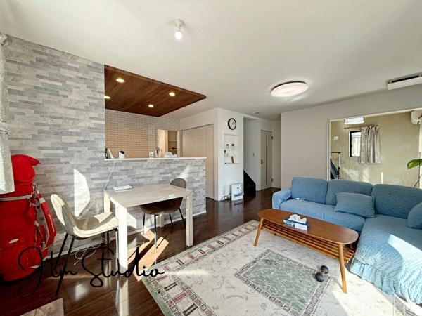 ���r���O �����ɂ݂͂�Ȃ��W���A�H���Ɗy������b���n�܂�B�b�ɖ����ɂȂ肷���āA��������Y��锼�߂��ɂȂ��Ă��܂��B����ȑ��̊Ԃ̍K�������������Ă����ꏊ�ł��肽����