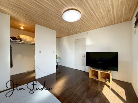 �Q�� ���[����������Ɗm�ۂ���Ă���̂ŁA�������S�̂��L�����g�����������܂���
�����̕����ŉ߂������Ԃ��[�����܂���
��CG�������s���Ă��邽�߁A����ƈقȂ�ꍇ���������܂��B
