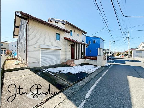 �O�ʓ��H�܂ތ��n�ʐ^ �u���̔N���ŏZ��[�����g�߂�̂��S�z�v
�u���Ȏ������Ȃ����ǏZ��[���g�߂�H�v
�Z��[���ɐ��ʂ����X�^�b�t�����q�l�̃}�C�z�[���w�����T�|�[�g�������܂���
���C�y�ɂ��⍇���������B