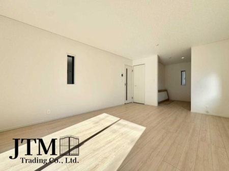 ���r���O �����ɂ݂͂�Ȃ��W���A�H���Ɗy������b���n�܂�B�b�ɖ����ɂȂ肷���āA��������Y��锼�߂��ɂȂ��Ă��܂��B����ȑ��̊Ԃ̍K�������������Ă����ꏊ�ł��肽����