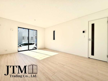 ���r���O �z������̗ǂ����r���O�́A���邭���������ɕ�܂ꂽ���S�n�̂�����Ԃł��B���R�Ȍ����������݁A�Ƒ��݂�Ȃ������b�N�X���ĉ߂�����ꏊ�ɂȂ�܂��B