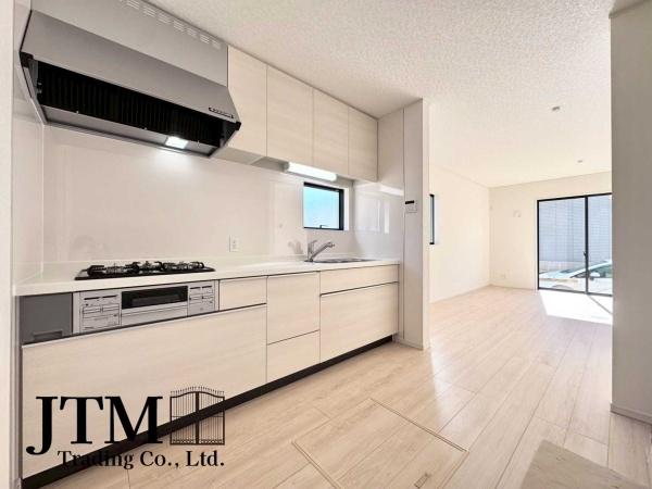 �L�b�`�� ����������ƕ�������S�n�悢�L�b�`���́A���邭���K�ɂ��������y���߂܂�����[���L�x�ŁA�������⒲�����Ȃǂ���������Еt���A�L�b�`���܂������ł������ɕۂĂ�̂��������|�C���g�ł���