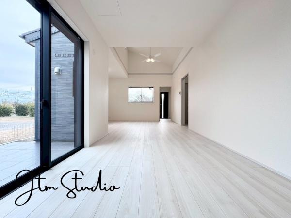 ���r���O ��؂ȉƑ����W�܂邩�炱��LDK�ɂ͂�����肽���I�Ƌ�̃��C�A�E�g���V�����X�^�[�g�̊y���݂̈�ł��ˁ�
