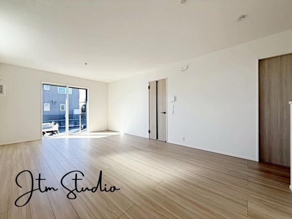 ���r���O ���r���O���L���Ƃ͂����ƁA�Ƒ����W�܂�c�R�����܂��ƂƂȂ�܂����Ƒ��̏Ί炪�z���ł���Ƃ����Ј�x������������