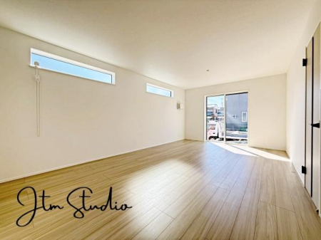 ���r���O �z������̗ǂ����r���O�́A���邭���������ɕ�܂ꂽ���S�n�̂�����Ԃł��B���R�Ȍ����������݁A�Ƒ��݂�Ȃ������b�N�X���ĉ߂�����ꏊ�ɂȂ�܂��B