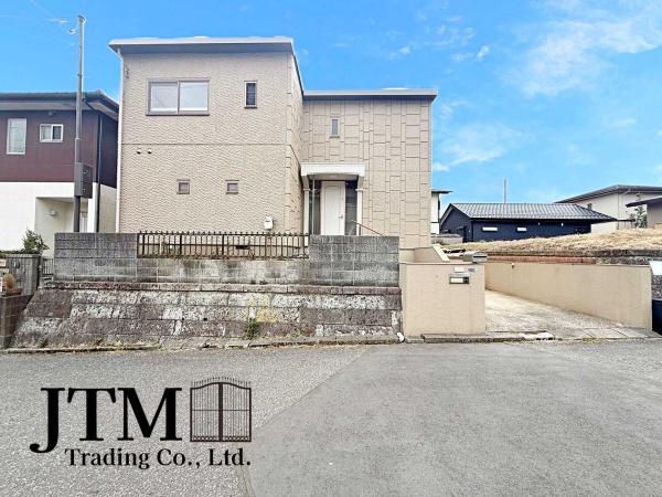 ���̑����n ���ӊ����ꏏ�ɂ��ē��������܂���
�ʐ^�Ō���̂Ǝ��ی���̂Ƃł͕��͋C���ς��܂���
���C�y�ɂ��A������������