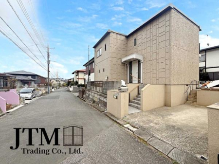 �O�ʓ��H�܂ތ��n�ʐ^ ������������Z��X�ł������͂ɂ͍����������Ȃ��A�󂪍L���J����������A�z�������傫���Ղ��邱�Ƃ�����܂���I�C�����̗ǂ������ʂ蔲����X���݂ł���