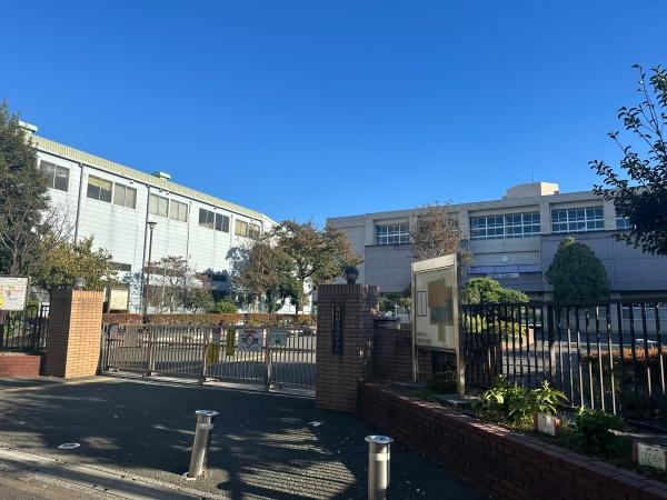 ���ӊ� �y���w�Z�z���l�s���������w�Z�F910m