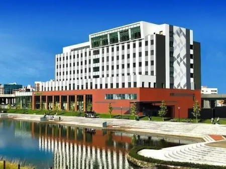 ���ӊ� �y�a�@�z�X�R�a�@�F1593m