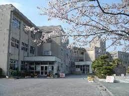 ���ӊ� �y���w�Z�z�؍X�Îs���g�����w�Z�F2400m