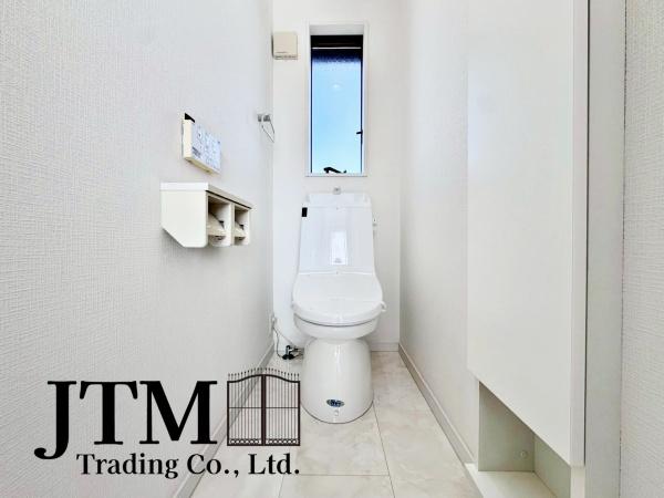 �g�C�� ��C�̊��C�Ƒ�����̌��̖��邳�ɔz�������������̂���g�C�����������̍D���ȃA���}��F���܂�u���ė���������Ԃ����o�A��l�ɂȂ���Ԃł�����A�����b�N�X�������ł��ˁ�