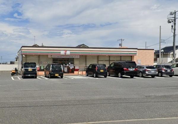 ���ӊ� �y�R���r�j�z�Z�u���C���u���؍X�Ð�����X�F500m