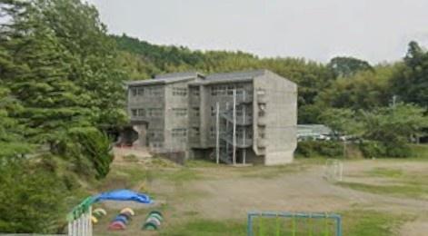 ���ӊ� �y���w�Z�z�N�Îs�����쏬�w�Z�F2199m