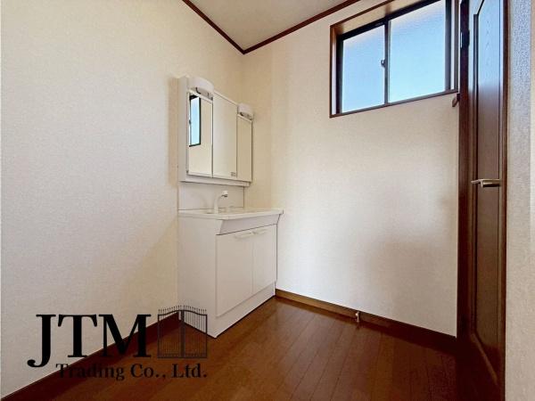 ���ʑ�E���ʏ� 2�K�ɂ����ʑ�������I��􂢏�Ƃ��Ă����łȂ��A���|���̍ۂɂ��֗��ł������̖Z�������Ԃ����ʑ䂪2�䂠��ƃX���[�Y�ɏ������ł��܂��ˁ�