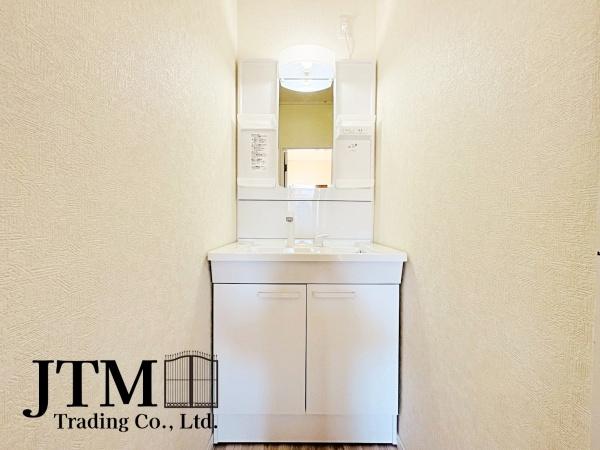 ���ʑ�E���ʏ� 2�K�ɂ����ʑ�������I��􂢏�Ƃ��Ă����łȂ��A���|���̍ۂɂ��֗��ł������̖Z�������Ԃ����ʑ䂪2�䂠��ƃX���[�Y�ɏ������ł��܂��ˁ�