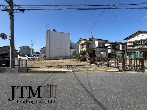 �O�ʓ��H�܂ތ��n�ʐ^ �u���̔N���ŏZ��[�����g�߂�̂��S�z�v
�u���Ȏ������Ȃ����ǏZ��[���g�߂�H�v
�Z��[���ɐ��ʂ����X�^�b�t�����q�l�̃}�C�z�[���w�����T�|�[�g�������܂���
���C�y�ɂ��⍇���������B