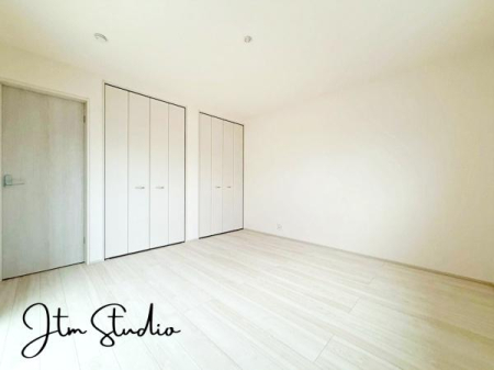 �Q�� ���[����������Ɗm�ۂ���Ă���̂ŁA�������S�̂��L�����g�����������܂���
�����̕����ŉ߂������Ԃ��[�����܂���
��CG�������s���Ă��邽�߁A����ƈقȂ�ꍇ���������܂��B
