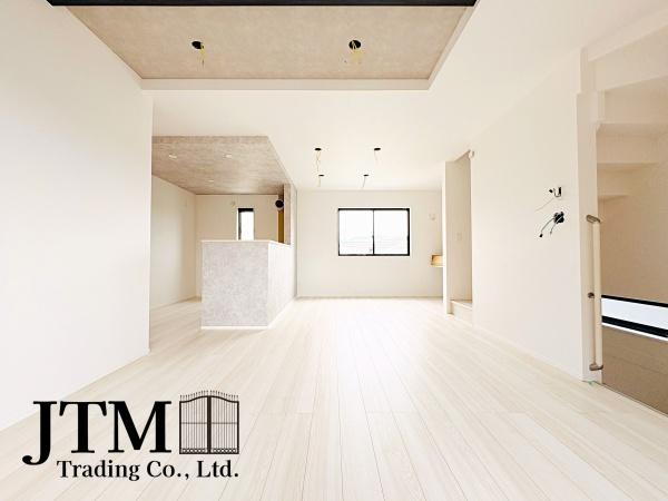 ���r���O �L���ɉ����A�����炽���Ղ��������̂ŁA��������邭�ċC�����̂������r���O�Ɏd�オ��܂��B��Ԃɗ]�T�����邾���łȂ��A�����́h���h�������Ă���܂��B�����̎��Ԃ���������ґ�ɂȂ�܂����