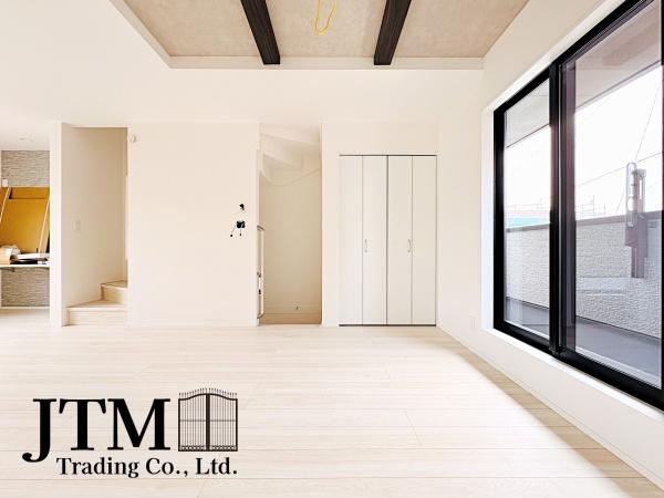 ���r���O �Ƒ����W�܂蕨�������₷��LDK�����炱���A�g���₷�����[�X�y�[�X���m�ہI�u�����P�b�g������A�|������ȂǁA�Ƒ����p�̃A�C�e������̒��ɃL���C�Ɏ��[�ł��A���ł��X�b�L���Еt�����K�ɉ߂����܂���