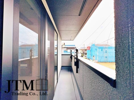 �o���R�j�[ 2�K�E3�K���t���A�Ƀo���R�j�[�������B���󕨂₨�z�c�����͂������A������Ƃ������t���b�V����ԂƂ��Ă����p�ł���֗��Ȑ݌v�ł����p�r�ʂɎg���������ł��A���X�̕�炵�ɂ�Ƃ�Ɖ��K�����v���X���܂���