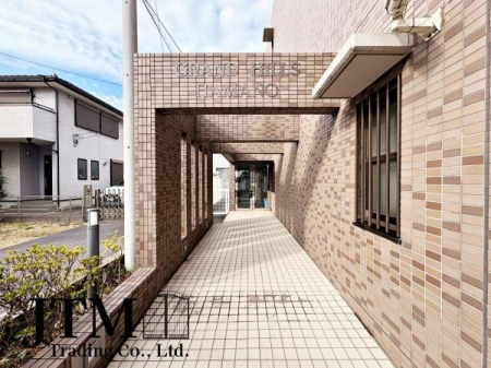 �G���g�����X ���ЂŏZ��[���f��ꂽ���E�ߋ��ɐR�����ʂ�Ȃ������E���݁A�Ԃ�J�[�h���[��������E���Ȏ���������Ȃ��E�E�E�Ƃ��Y�݂̕��B���߂��P�x�����k����������Z��[���ɐ��ʂ����X�^�b�t���T�|�[�g�������܂���