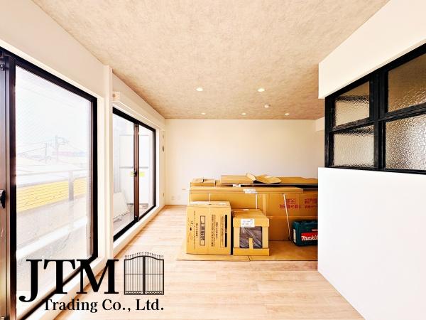 ���r���O �L���ɉ����A�����炽���Ղ��������̂ŁA��������邭�ċC�����̂������r���O�Ɏd�オ��܂��B��Ԃɗ]�T�����邾���łȂ��A�����́h���h�������Ă���܂��B�����̎��Ԃ���������ґ�ɂȂ�܂����