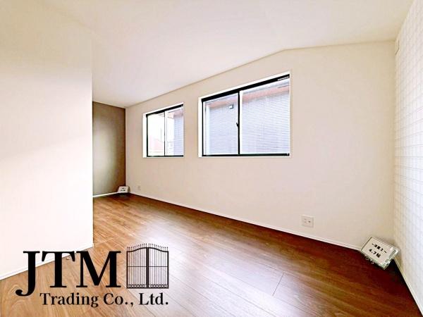 �m�� �Ƒ��c���̎��Ԃ��y���񂾌�ɂ̓v���C�x�[�g�ȋ�ԂŎ������𖞋i���Ă��������􎩕��̕����̃C���e���A�͂ǂ�ȃC���e���A�ɂ������ł�����