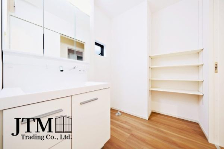 ���ʑ�E���ʏ� ���̎x�x����̃P�A���C�����悭�n�܂���ʋ�ԁB�傫�ȃ~���[�ƍL�߂̃{�E���ŁA�Ƒ��݂�Ȃ����K�Ɏg����݌v�ł��B�Q�������������ł���Ƃ�̂��鎞�Ԃ𐶂ݏo���܂��B1 ���̂͂��܂�ƏI����S�n�悭��