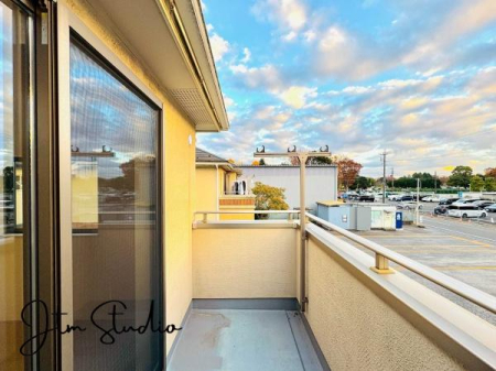 �o���R�j�[ ������������Z��X�ł������͂ɂ͍����������Ȃ��A�󂪍L���J����������A�z�������傫���Ղ��邱�Ƃ�����܂���I�C�����̗ǂ������ʂ蔲����X���݂ł���