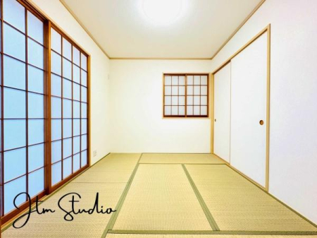 �a�� �^�^�~�̍��肪���炬��^����A�����b�N�X��ԁ������傫���J�����̂���a���ƂȂ��Ă���܂������{�l�̐S������u�a�v�̋�ԁB�䑐�̍���Y����Ԃ͖����̂ЂƎ������o���Ă���܂��I