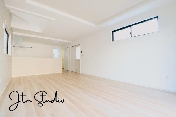 ���r���O �L���ɉ����A�����炽���Ղ��������̂ŁA��������邭�ċC�����̂������r���O�Ɏd�オ��܂��B��Ԃɗ]�T�����邾���łȂ��A�����́h���h�������Ă���܂��B�����̎��Ԃ���������ґ�ɂȂ�܂����