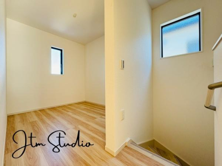 ���[ ��e�ʂ̔[�˕t����
���͎g��Ȃ��G�߂̕�����Օi�A���p�̔��~�A�|���p��ȂǁA�����ɕK�v�Ȃ��̂����ł����[�ł��܂���