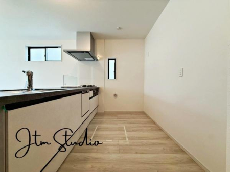 �L�b�`�� ��ƃX�y�[�X��傫���Ƃ����L�b�`�����v�w������ăL�b�`���ɗ����Ă����������₷����Ƃ肠��L���I�H��ނ���������ƕЕt�����[�͂����҂ł��܂���